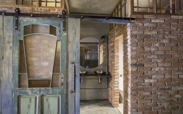 The Doors Apartments - photo 5