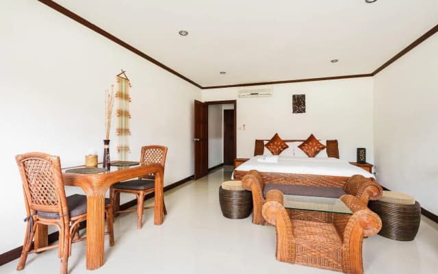 Royal Cottage Residence - photo 2