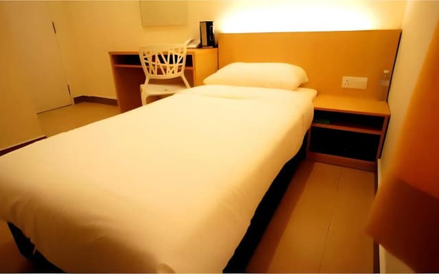 Merlin Hotel - photo 4