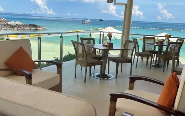 Ta Yai Beach Resort - photo 2