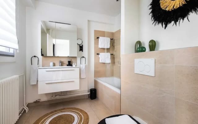 Charming Duplex - 1br/4p - Eiffel Tower View - photo 2