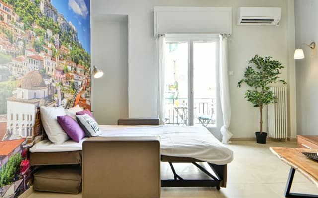 Renovated flat in Athens perfect location - photo 3