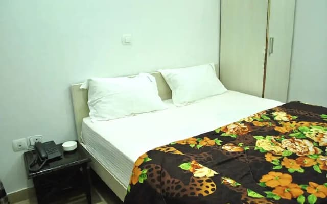 BIR Home Stay - photo 4