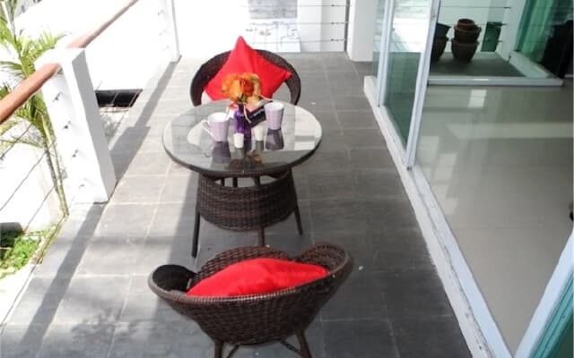 Sunrise 3 bedrooms Spacious Apartment - photo 4