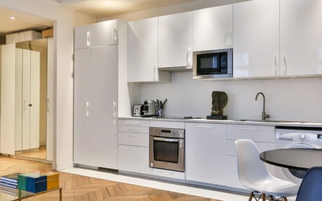 Secret Villiers I Stylish 2 Bed Apt in Villiers - photo 4