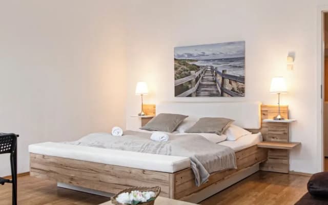 Comfy 2BR Apt Central Vienna - photo 2