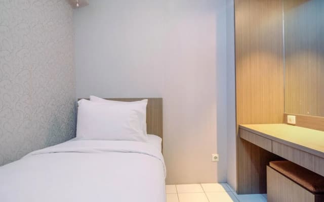 Good Location 2BR Apartment Kalibata City near Mall - photo 2