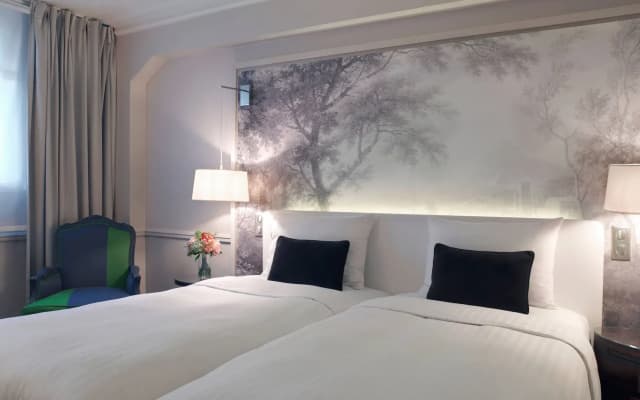 Renaissance Paris Nobel Tour Eiffel Hotel - photo 3