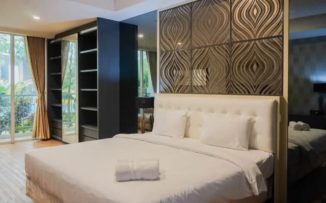 Spacious Studio with Sofa Bed @ Ancol Mansion Apartment - photo 2