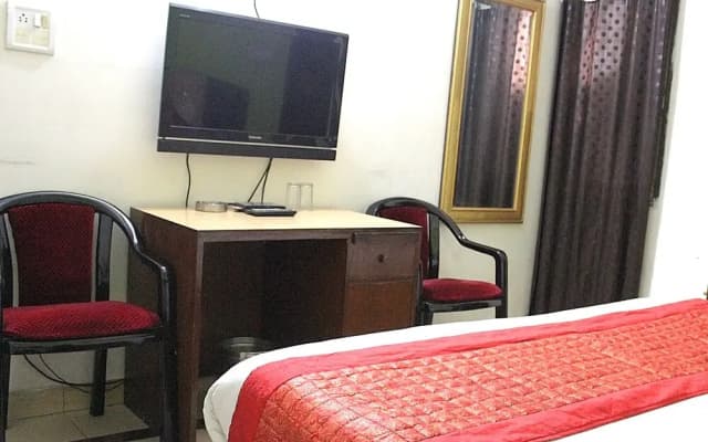 Hotel Shree Radhe Krishan - photo 3
