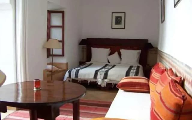 Riad Neela - photo 2