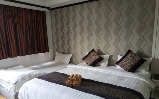 Yanyu Patong - photo 5