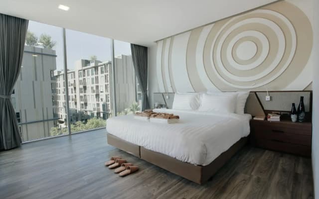 Olive Bangkok Hotel - photo 3