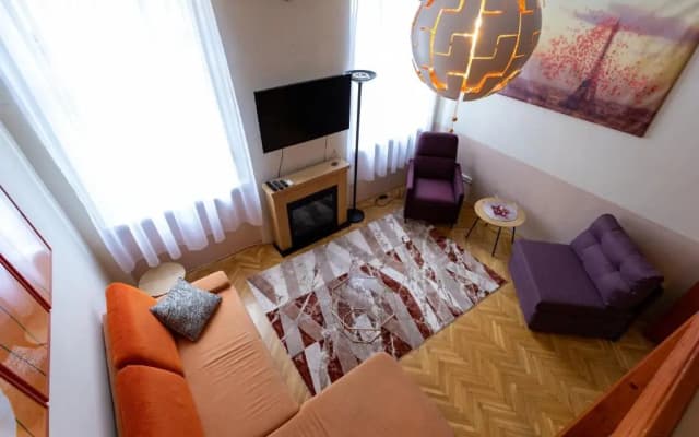 Central Design Apartment - photo 2