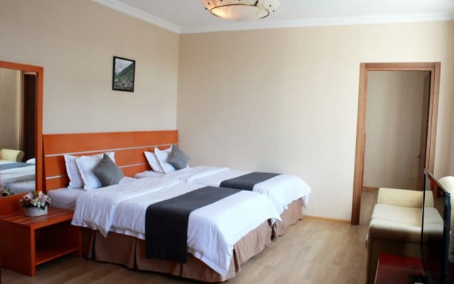 Dormitory Hualing Tbilisi Hotel - photo 3