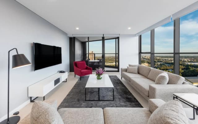 Meriton Suites Carter Street - photo 2