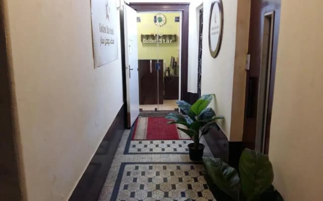 Golden Star Hotel - photo 4