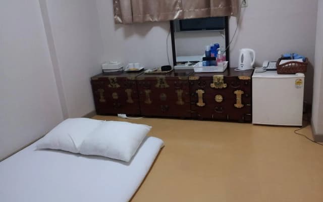 Saerim Hotel - photo 4