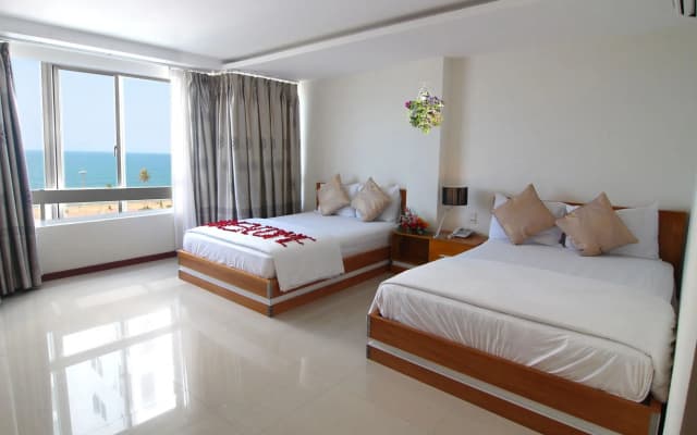 Sea Light Hotel - photo 4