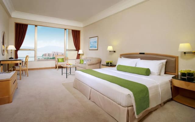Hong Kong Gold Coast Hotel - photo 5
