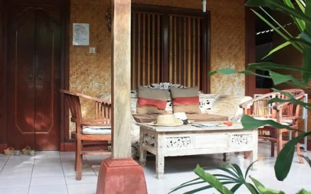 Suarsena Bungalow 2 - photo 3