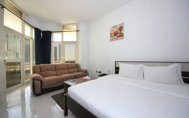 Signature Holiday Homes- Marina Studio - photo 4
