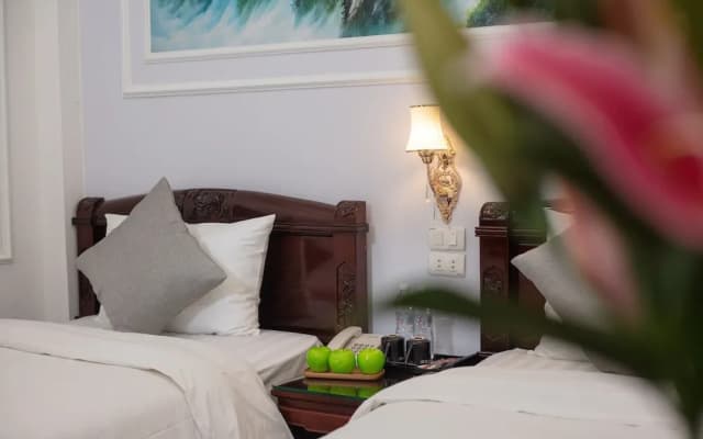 Violet Hotel Hanoi - photo 2