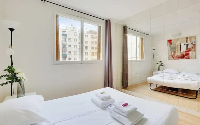 Charming Apartment - 2br/6p - Saint-lambert - photo 3