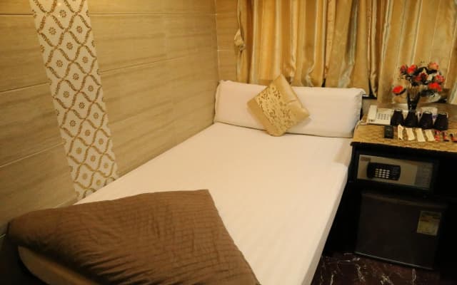 New Shanghai Guest House - photo 5