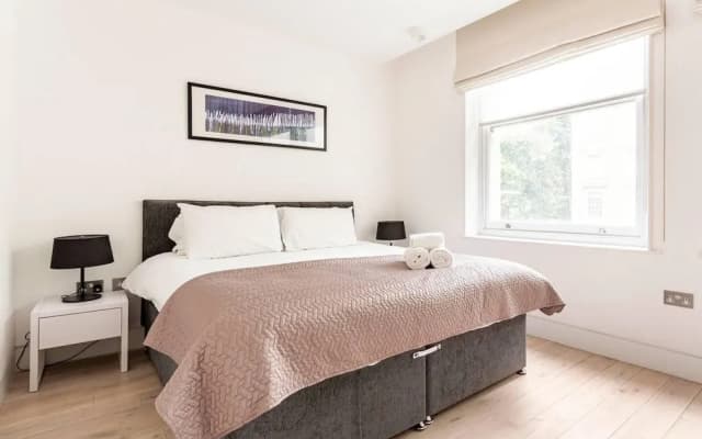 Central London - 2 Beds - Sleeps 4 - Lift - photo 2