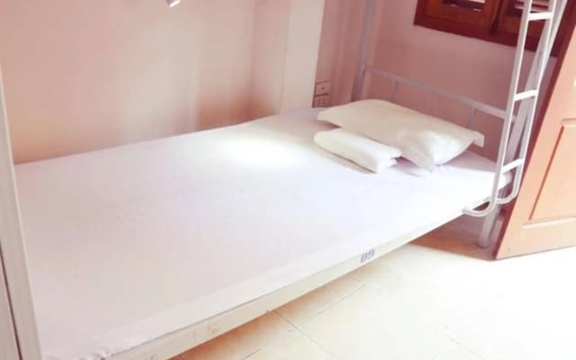 Hanoi Youth Hostel - photo 3