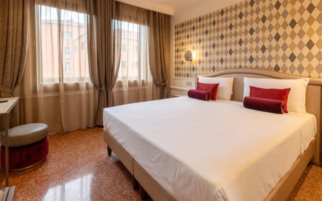 Hotel Arlecchino - photo 2