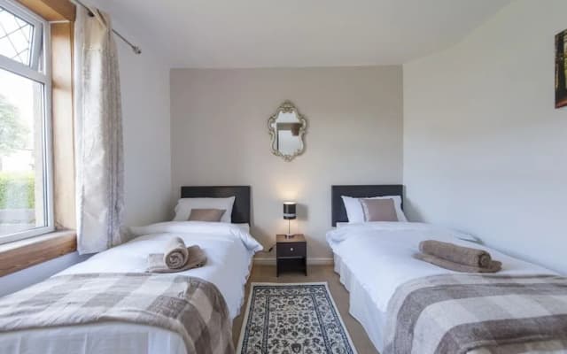 Montgomery Apartments - Stevensons - photo 5