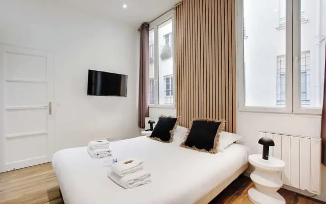 Modern Apartment - 2br/6p - Arts et Metiers - photo 5