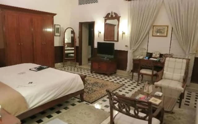 Hotel Imperial Villa - photo 4