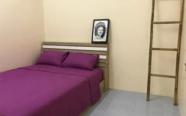 Happy Hippie Hostel - photo 4