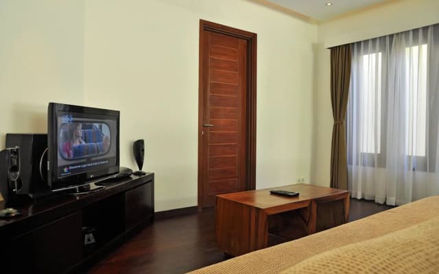 Villa La Sirena 4 by Nagisa Bali - photo 2