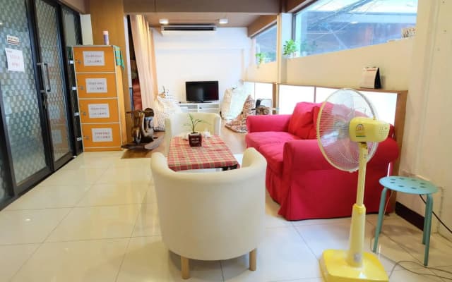 AK Hostel - photo 3