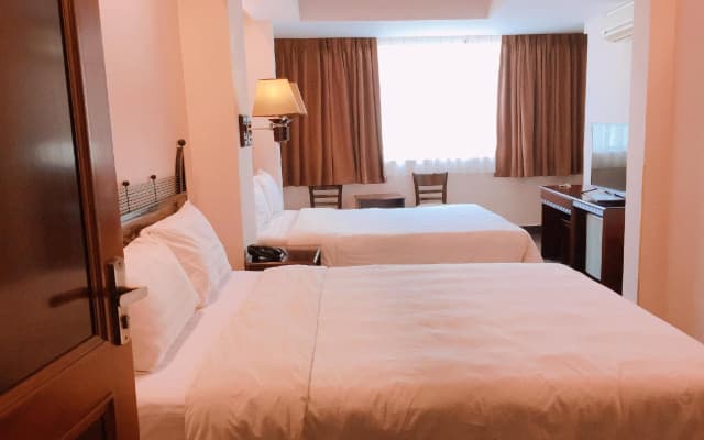 Tulip Hotel - photo 4