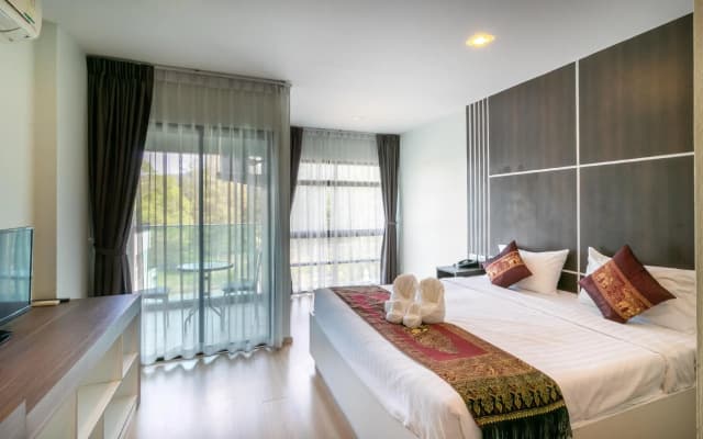 Golden Manora Bangtao Beach Hotel - photo 3