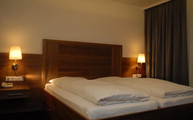 Pension Am Kurpark - photo 3