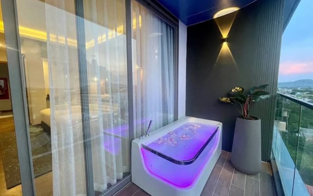 The Blue Mavi Hotel - photo 2