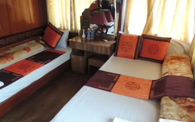 Halong Party Cruises - photo 4