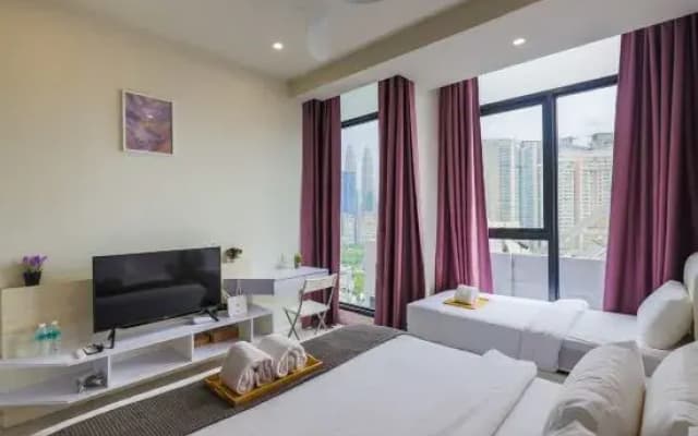 Expressionz Professional KLCC Suites BY EC - photo 3