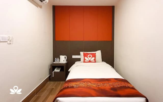 GDS Sentral Hotel - photo 4