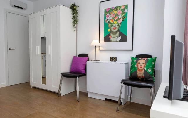 Cozy Studio in Central Madrid - 4mins to Metro - photo 5