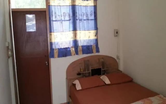 Lek Guesthouse - photo 4