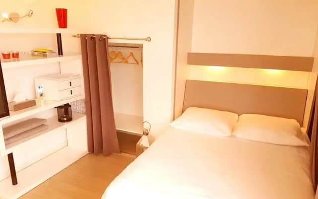 Amazing studio with big terrace, Jacuzzi and Sea View in Fabron in Nice - photo 3