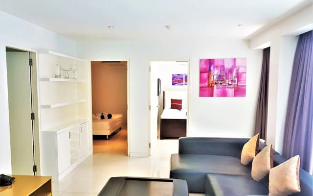 Sunset Plaza 5 Karon Beach by PHR - photo 2