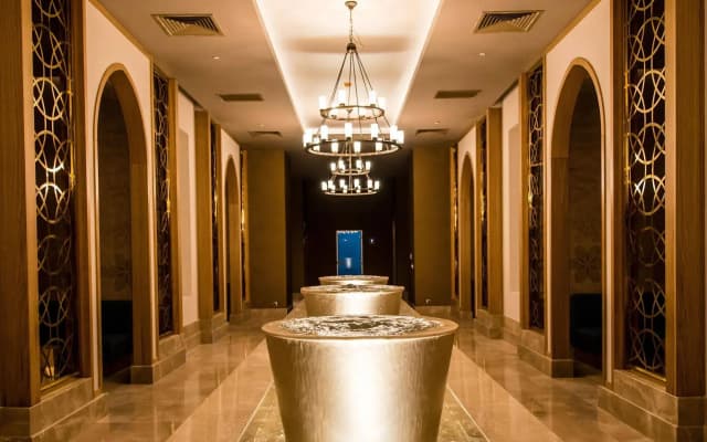 Trendy Lara Hotel - photo 2